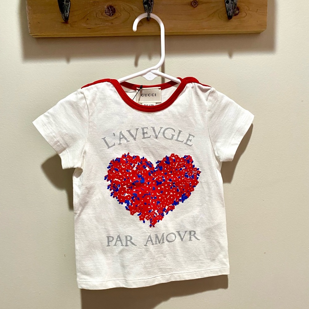 NWT Gucci Baby Toddler T Shirt Floral Heart L’Avevgle Par Amovr Red 18-24 Months